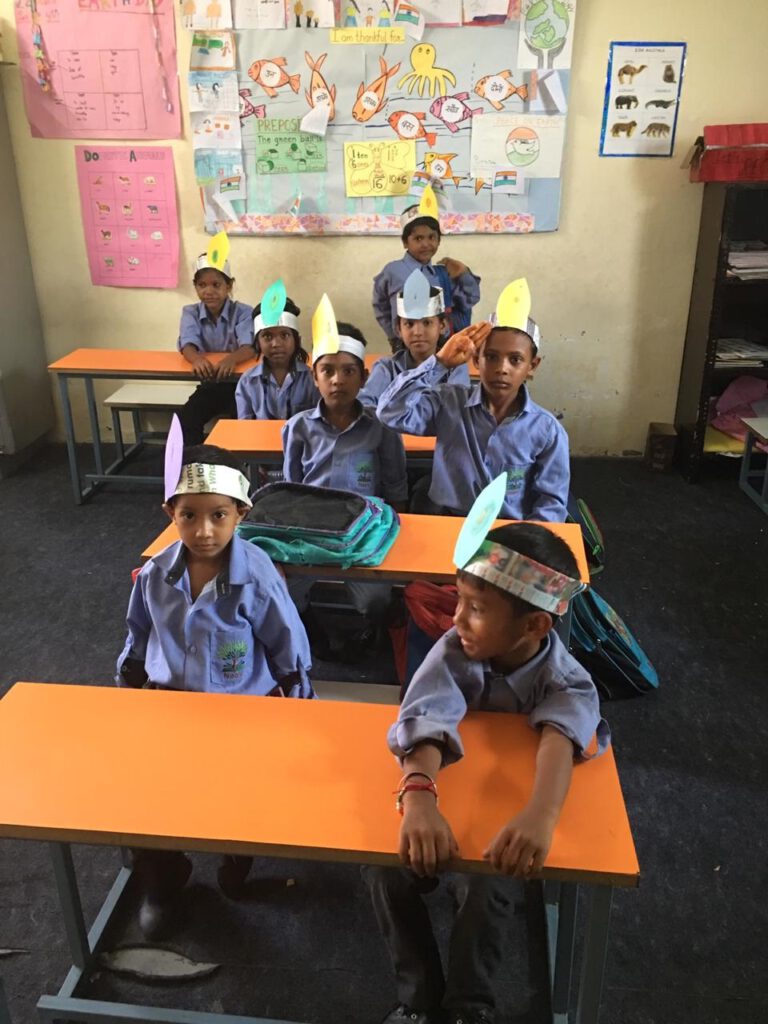 Mukut Making Activity