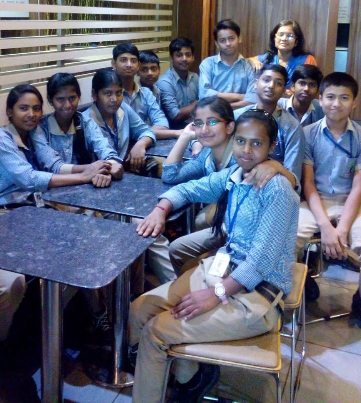 Rewarding excellent 8 graders ’16 at McDonalds